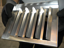 钣金加工企业如何通过引进自动化折弯成型设备降低生产成本，提高产品质量？-中山星空体育·星空网站官网-星空online(中国)-星空体育·星空网站官网-星空online(中国)