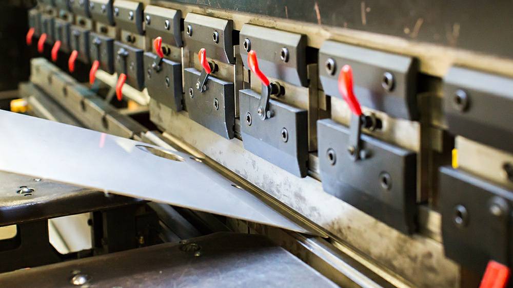 制作钣金加工项目都有哪些基础设备？-星空体育·星空网站官网-星空online(中国)