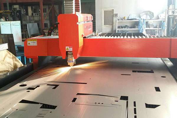 使用激光切割机精密度明显提升-星空体育·星空网站官网-星空online(中国)